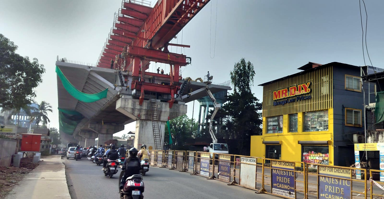 Porvorim traffic curbs tighten as flyover work enters phase-II