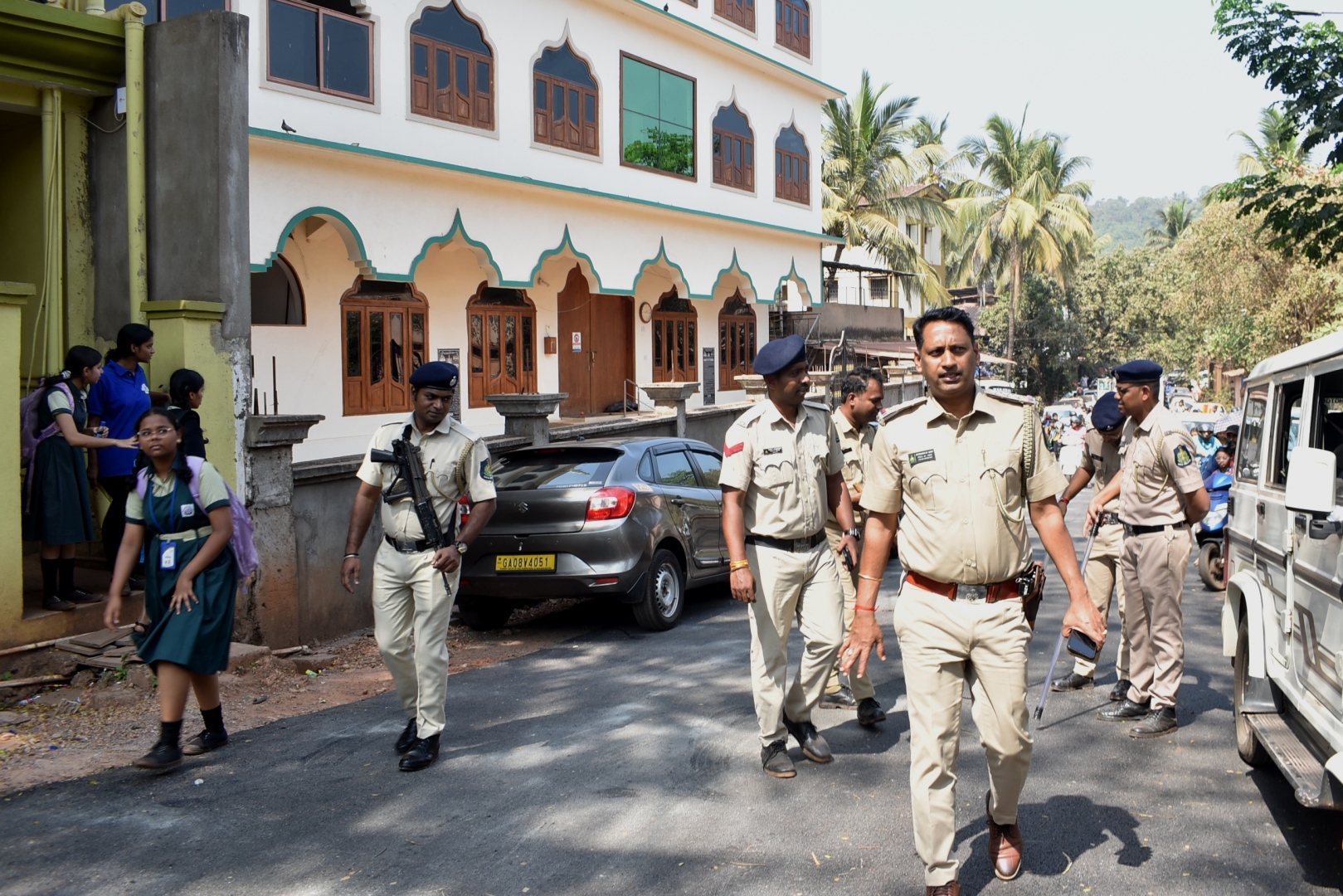 Sealed Gogol mosque under tight security amid Friday prayer plea