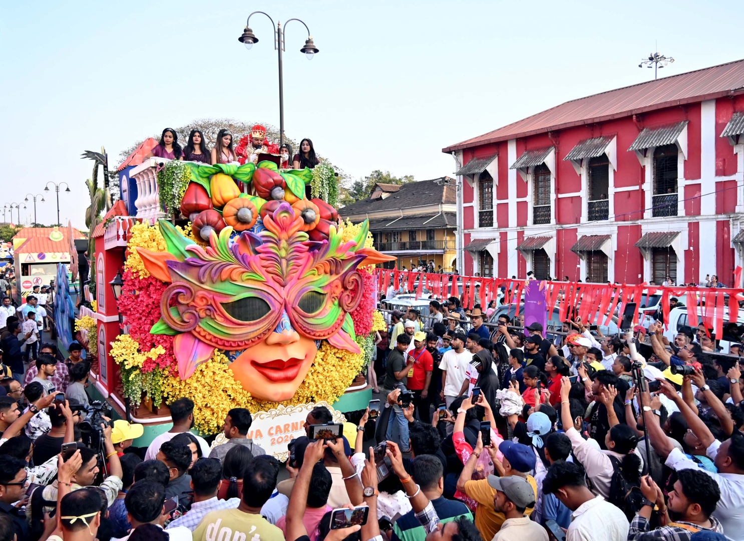 Carnival fervour sweeps through Panaji