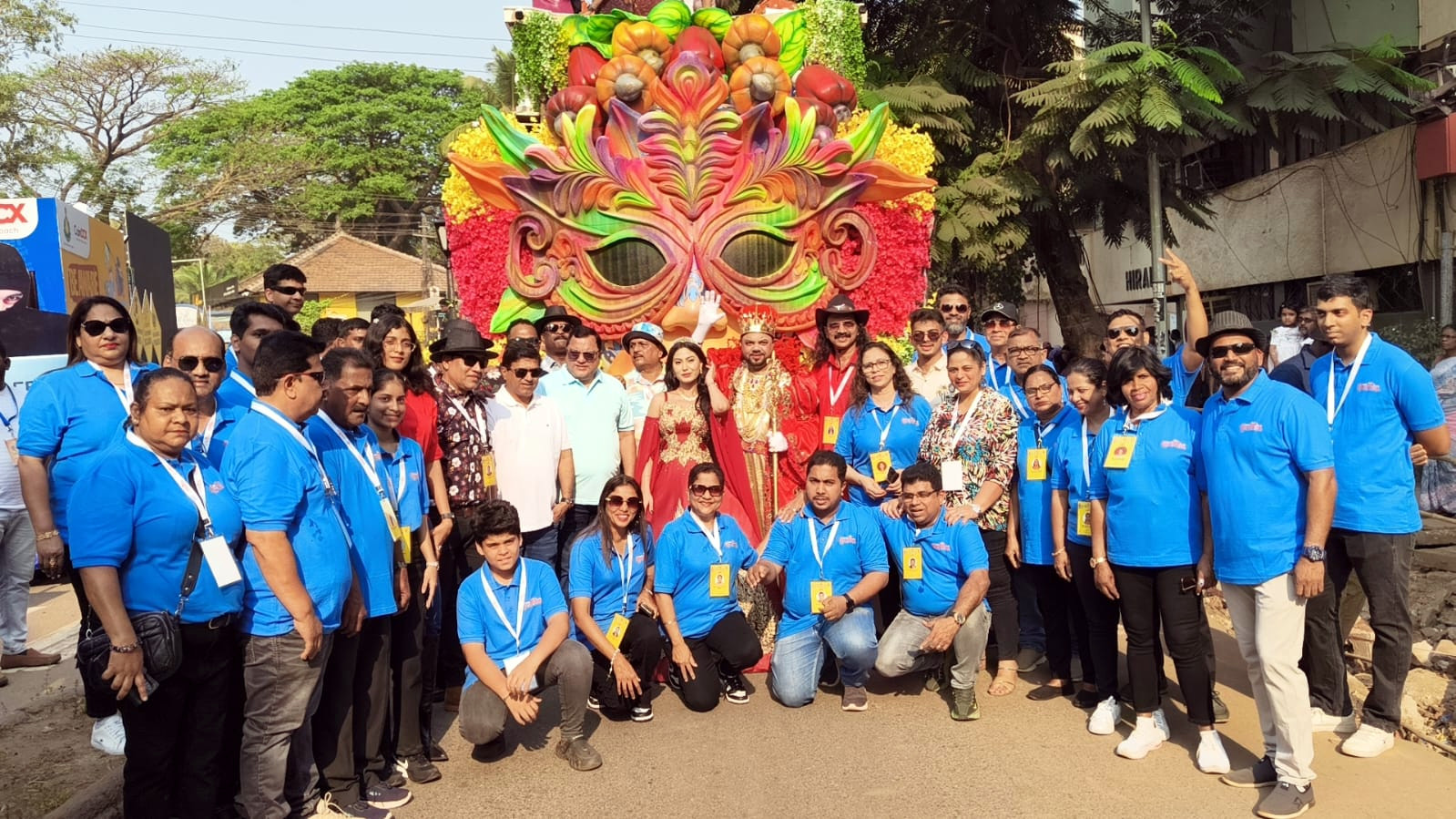 Vasco carnival parade draws thousands of revellers