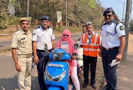 Awareness drive on traffic rules conducted in Valpoi