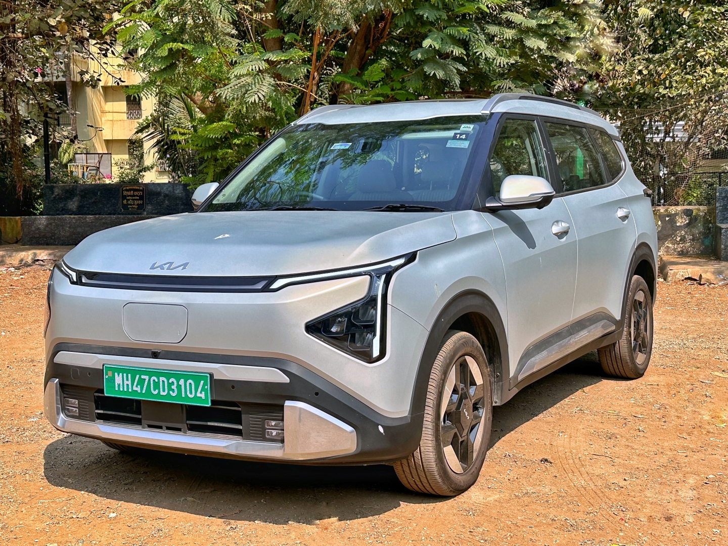 AUTO | Carens Clavis EV: Space, range and family focus