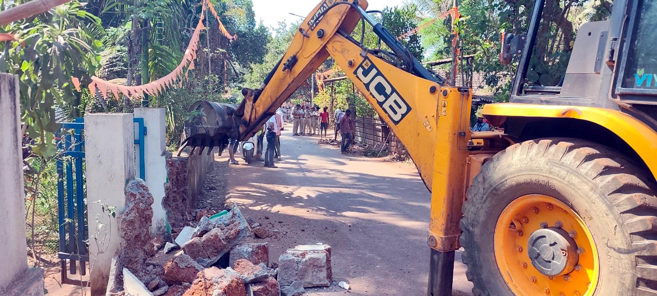 Encroachments on road cleared in Shirgao ahead of Lairai Devi Zatra