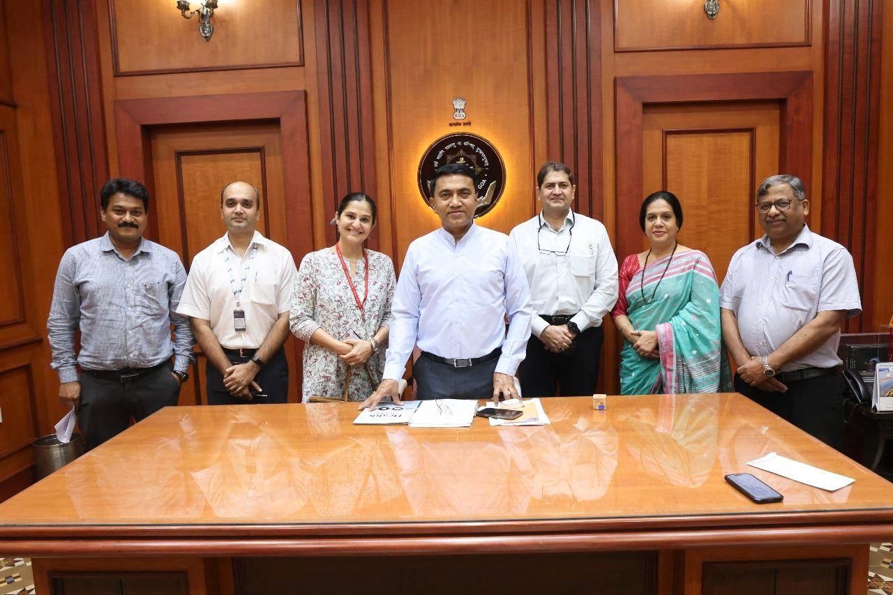 Goa barge owners submit budget inputs to CM