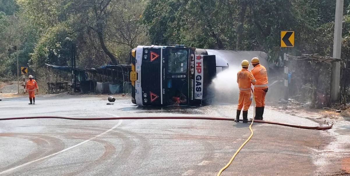 Train services hit, highway shut as LPG tanker overturns at Paddi leading to gas leak near tracks