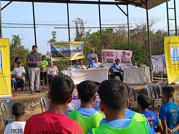 Paradeep Phosphates supports Ave Maria football training programme