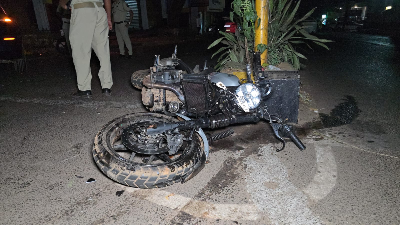 Bike-car collision near Mapusa court leaves two critically hurt