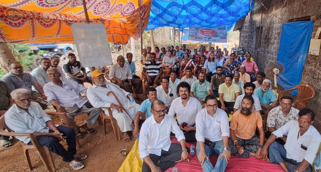 Protesters give govt 2-day deadline for written assurance on bandhara