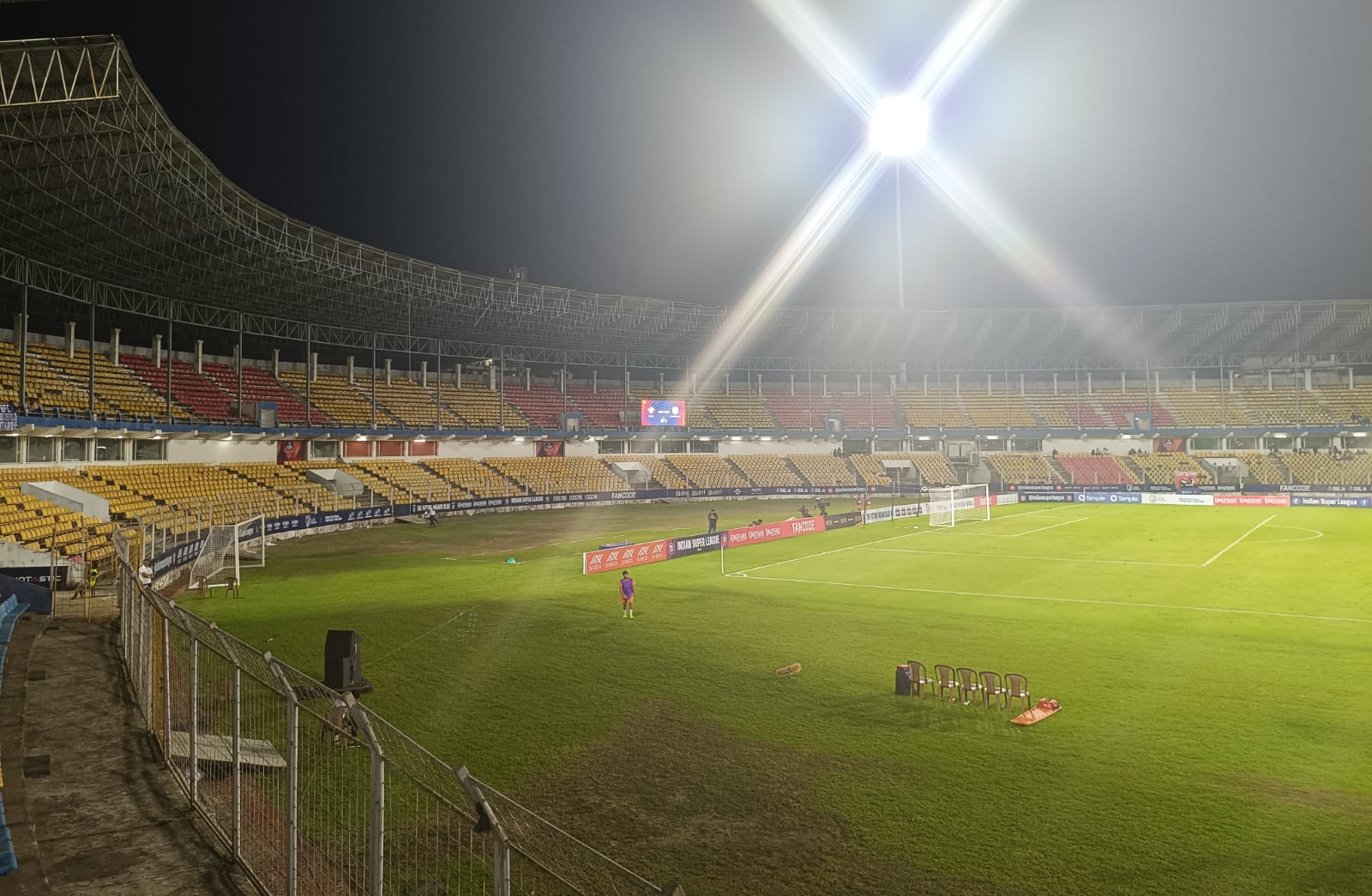 Fans continue to stay away from ISL matches at Fatorda this season