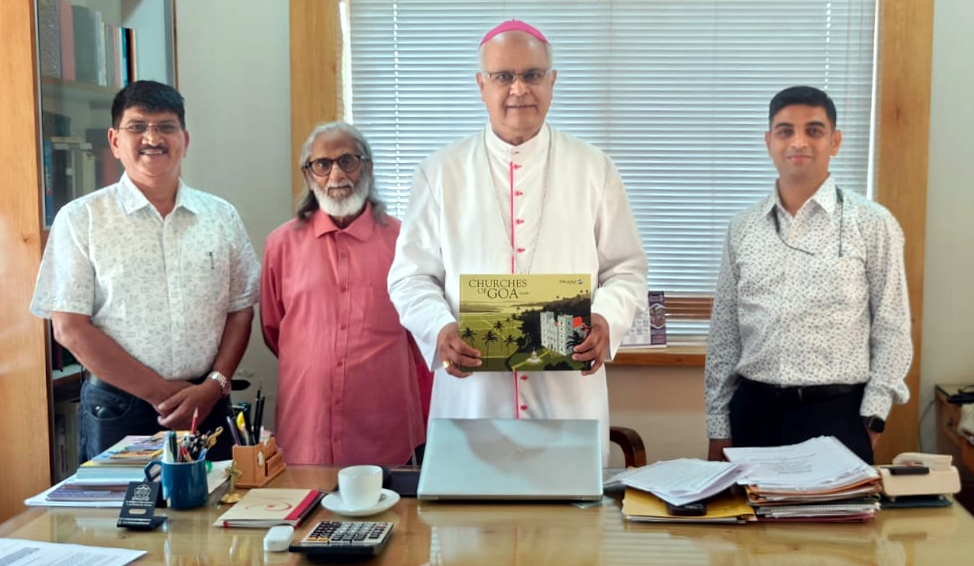 Belgaum bishop lauds book on ‘Churches of Goa’ by The Goan