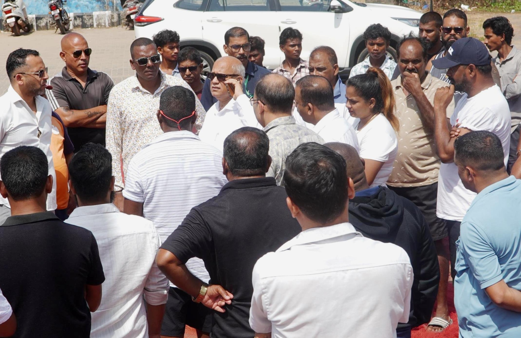 Locals oppose govt’s move to lease Benaulim beach parking lot to hotel