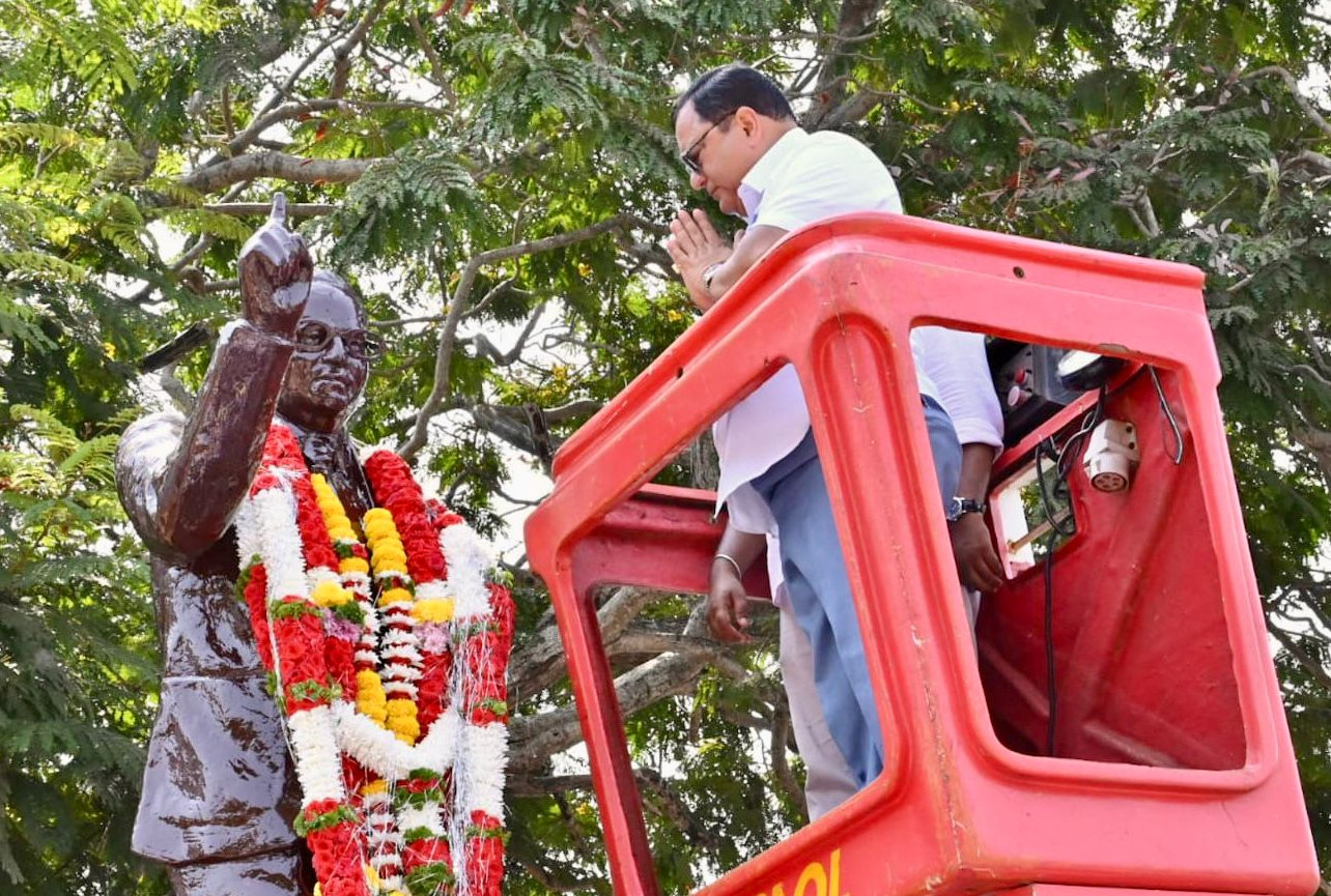 Mormugao leaders offer tributes to Ambedkar