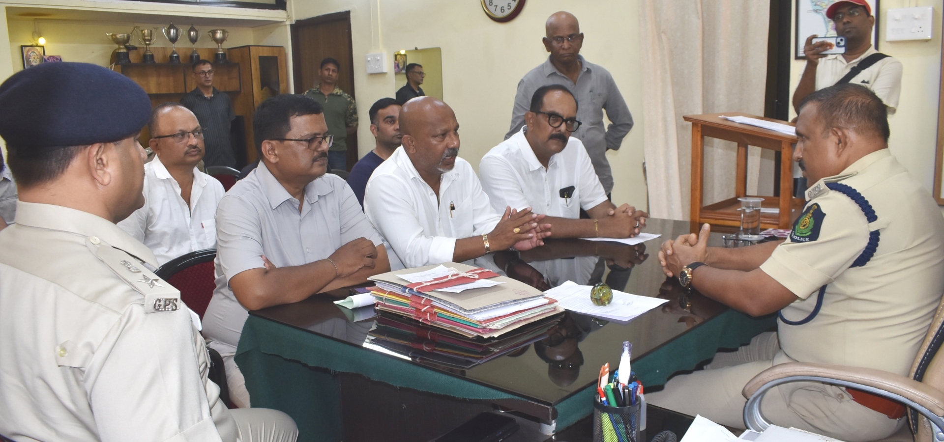 Cong questions ‘repeated targeting’ of Christians