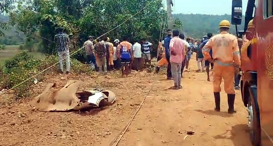 Pune couple injured in road mishap at Pernem