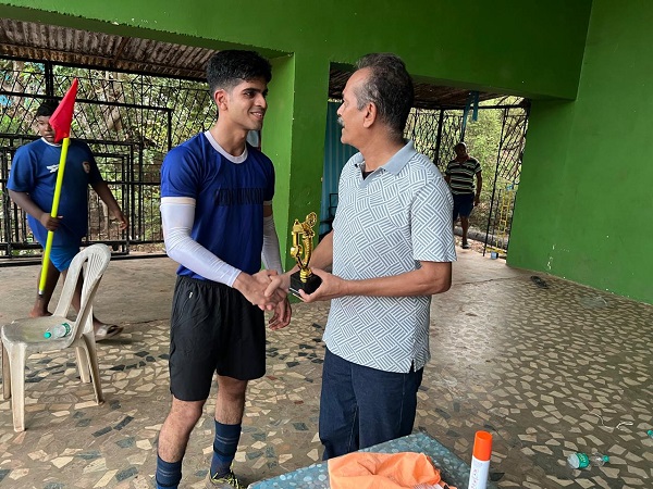 Harrison XI and Cross Boys set for final clash