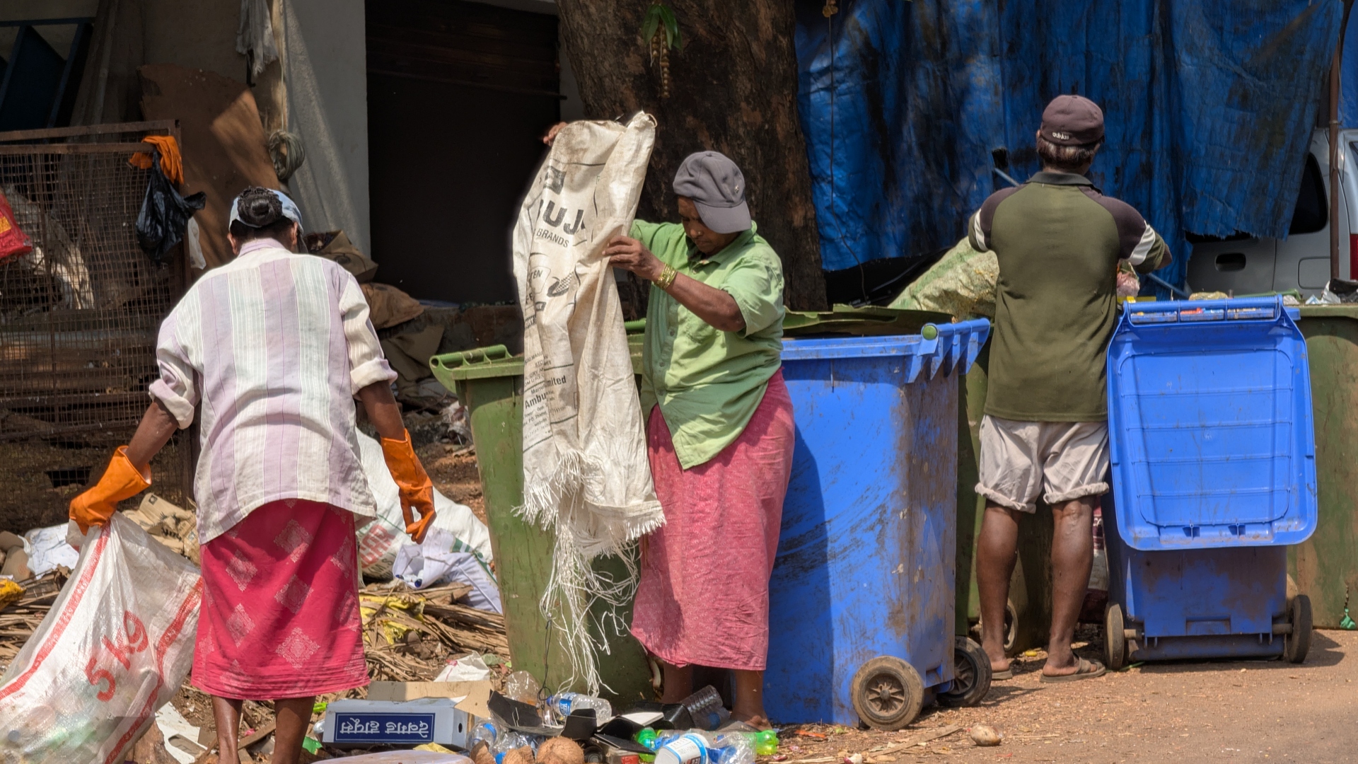 Sun, sweat, and survival: The harsh   reality for Goa's outdoor workforce