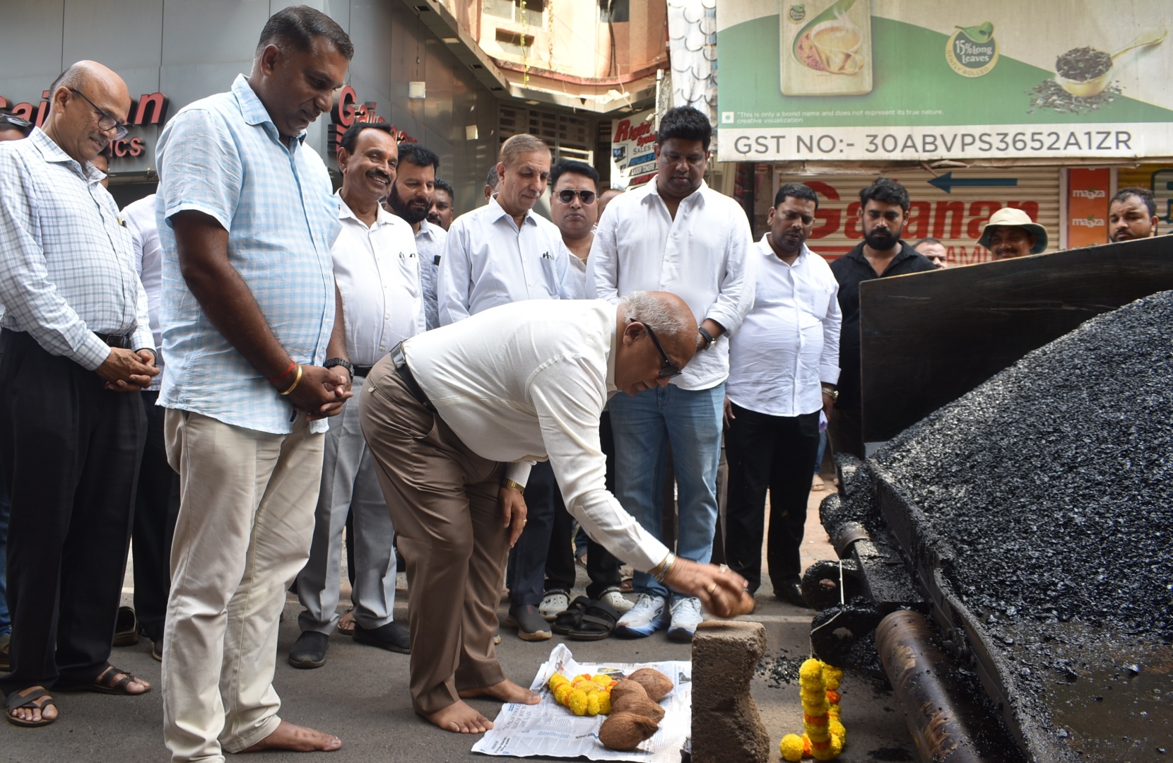 Road hot mixing works launched in Malbhat