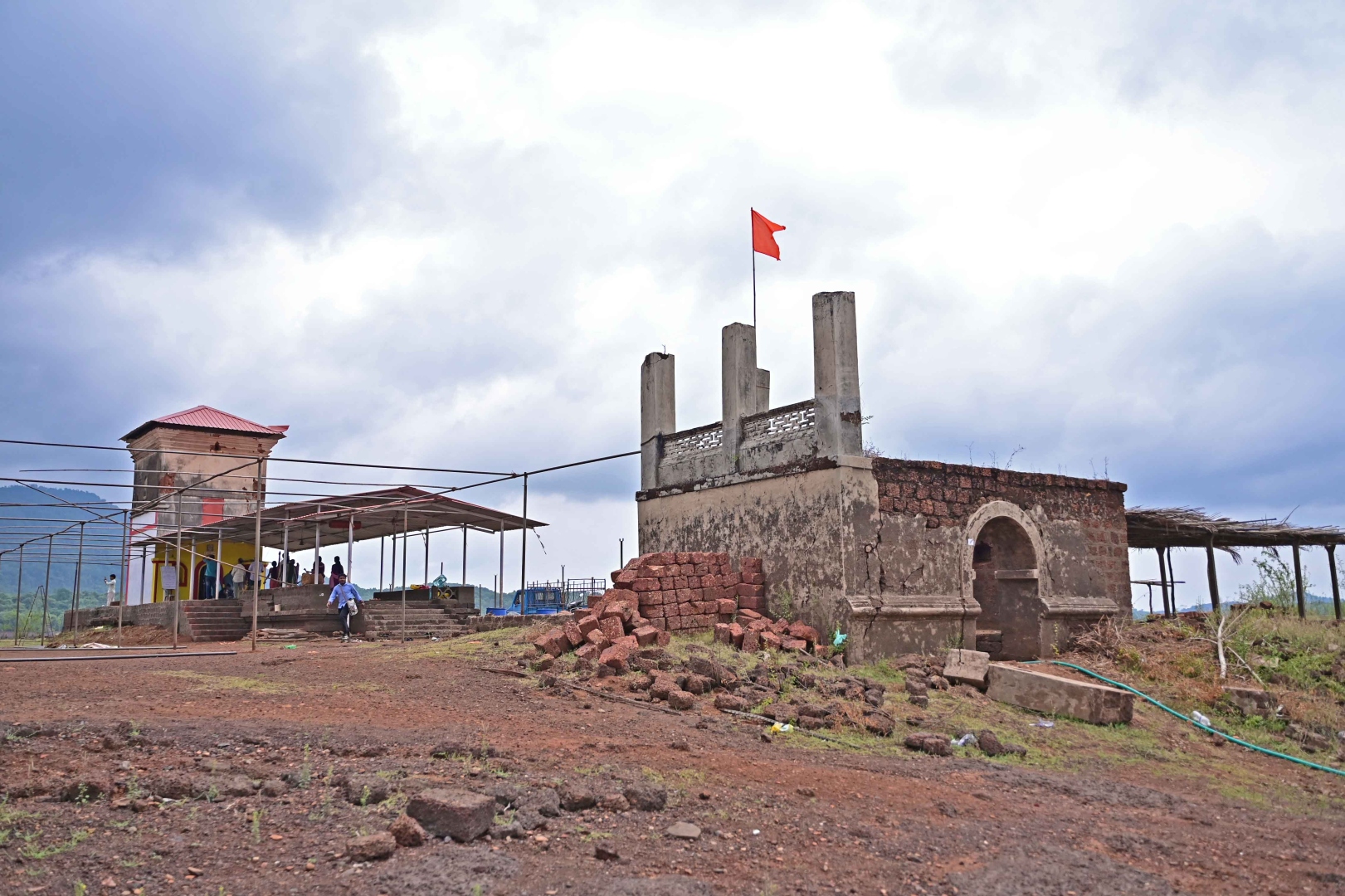 When Someshwar calls, Kurdi returns