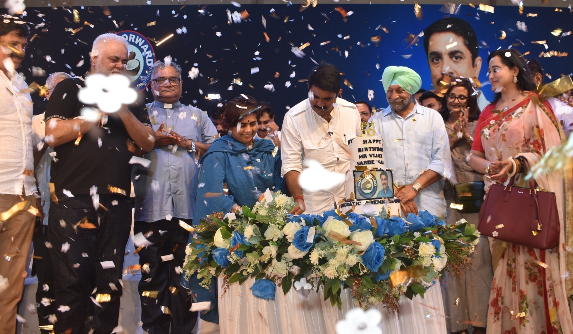 From unity calls to solo signals, Vijai changes tune