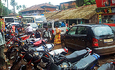 Traffic snarls in Yuvraj Rane's den