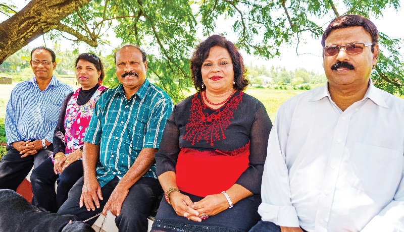 De Souzas: Musically Yours