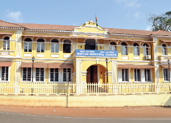In Mapusa civic body, babus perched in one place for 7 yrs