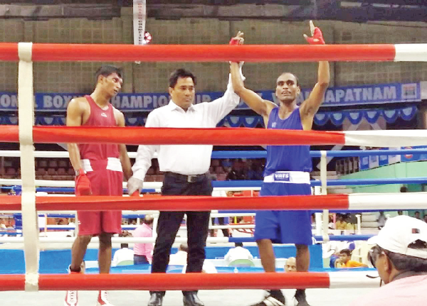Santosh assured of medal at Elite boxing nats