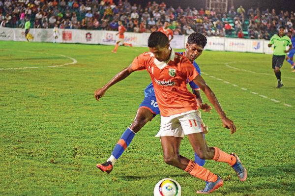 Sporting Clube start with 3-0 win