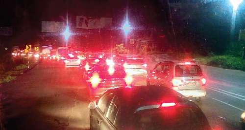 KTC bus break down causes massive  traffic jam at Siridao