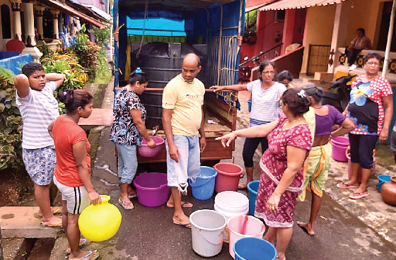 Community gets together to supply water in St Estevam