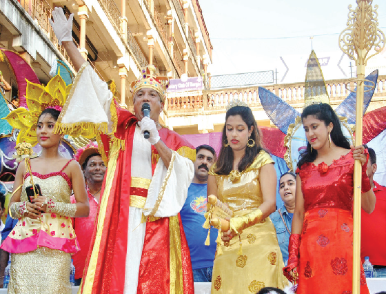 Ajgaonkar puts foot down, insists on old Carnival parade route in Margao