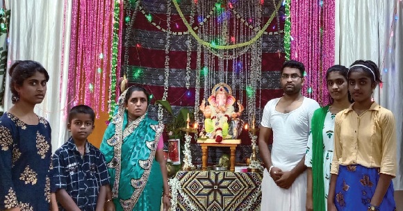 Muslim journo scripts unity theme with Chaturthi in Korgao