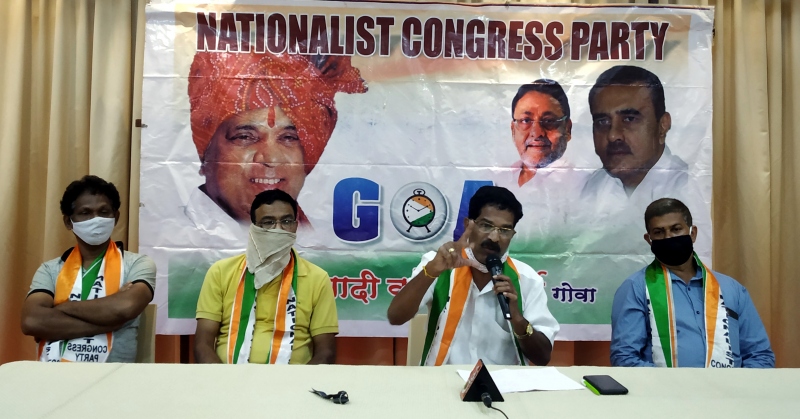 Covid mismanagement: Call for resignations of CM, HM