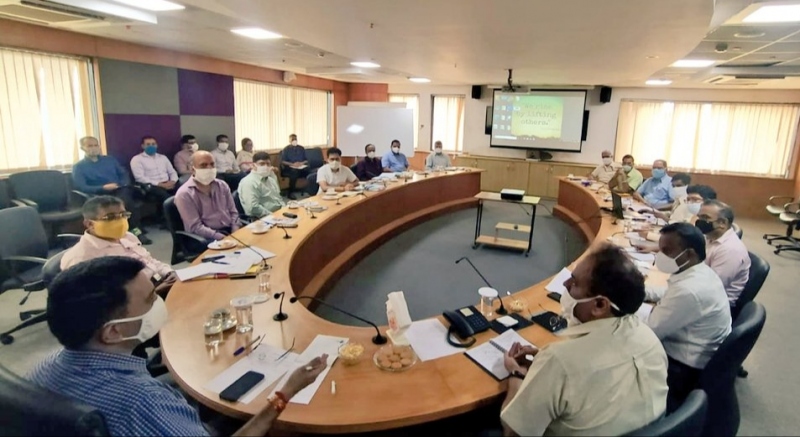 CM directs govt officials to tap max central resources