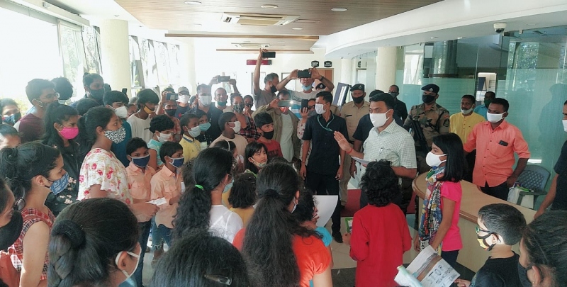 Kids make case against coal, tell CM it will trigger health issues