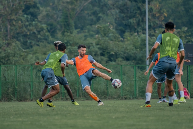 ﻿FC Goa start ISL campaign against Bengaluru