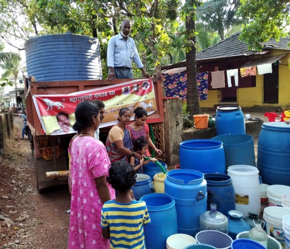 MGP distributes water   in Pernem constituency