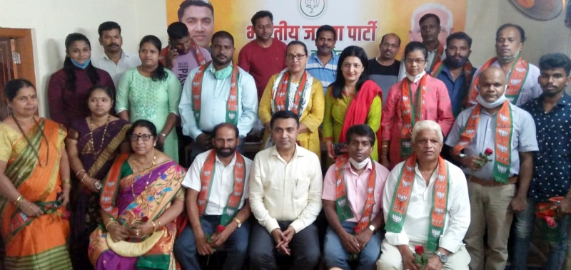 CM welcomes new members to BJP