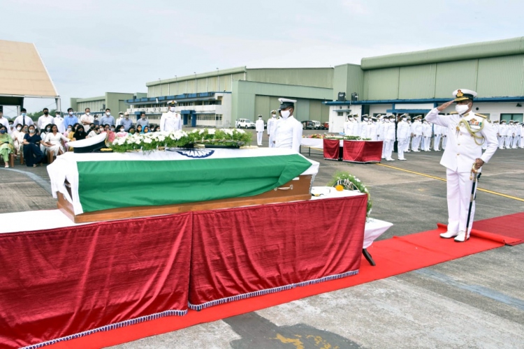 Navy bids farewell to deceased pilot