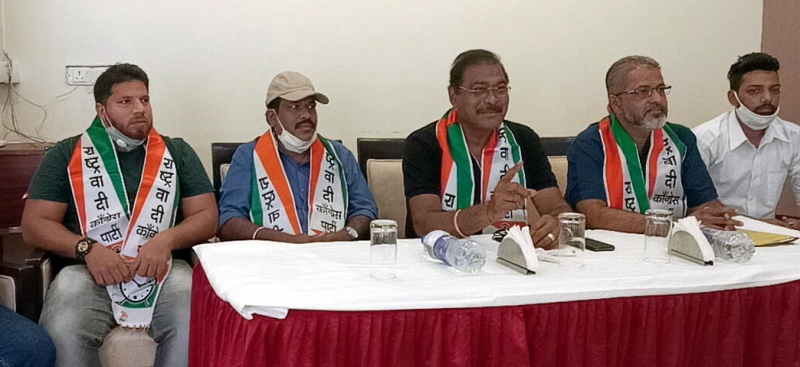 Vasco MLA flayed for faiing to take   up projects for 8 years