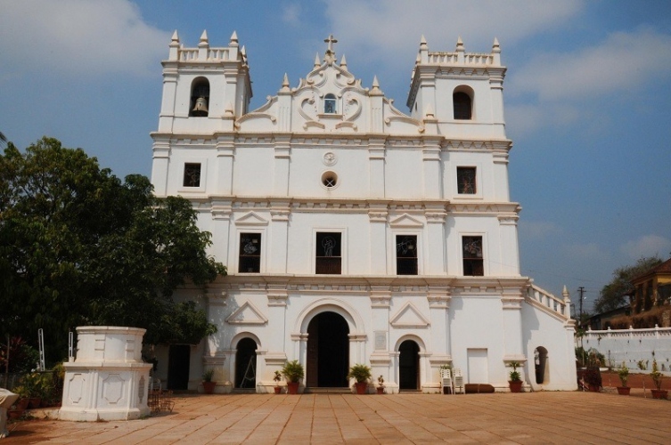 ﻿St Thomas Church: 425 glorious years