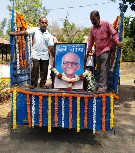 Citizens bid farewell to MARG founder Gurunath Kelekar