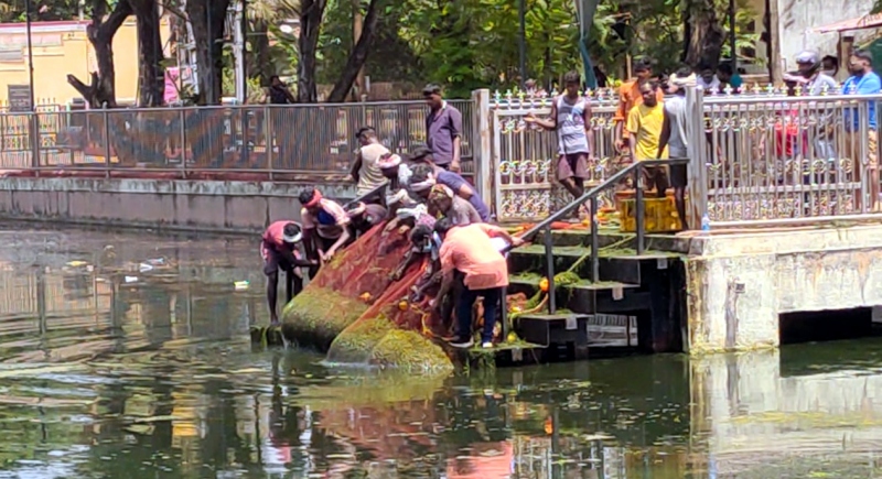 Vasco locals, parishioners clean up Vaddem Lake