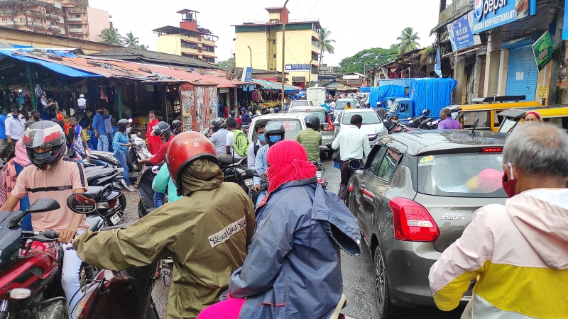 Lockdown curbs ease; huge rush in Margao markets