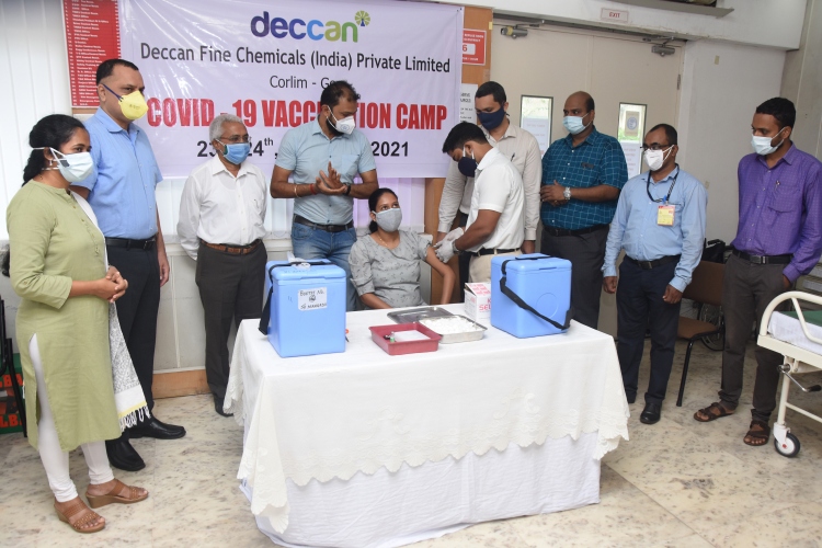 ﻿Deccan Fine Chemicals to   vaccinate all employees