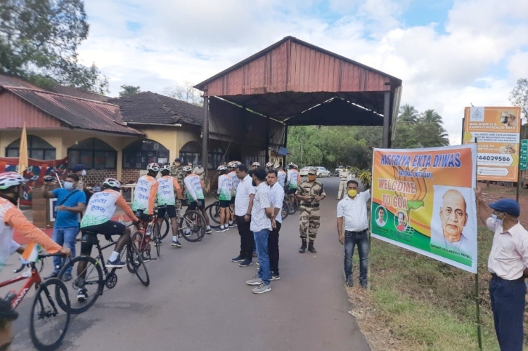 Rashtriya Ekta Diwas Rally cyclists   welcomed at Canacona