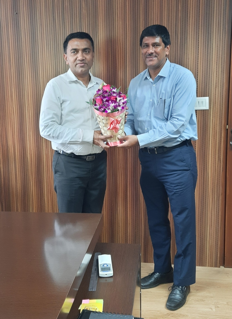 ﻿BITS Director pays courtesy visit to CM