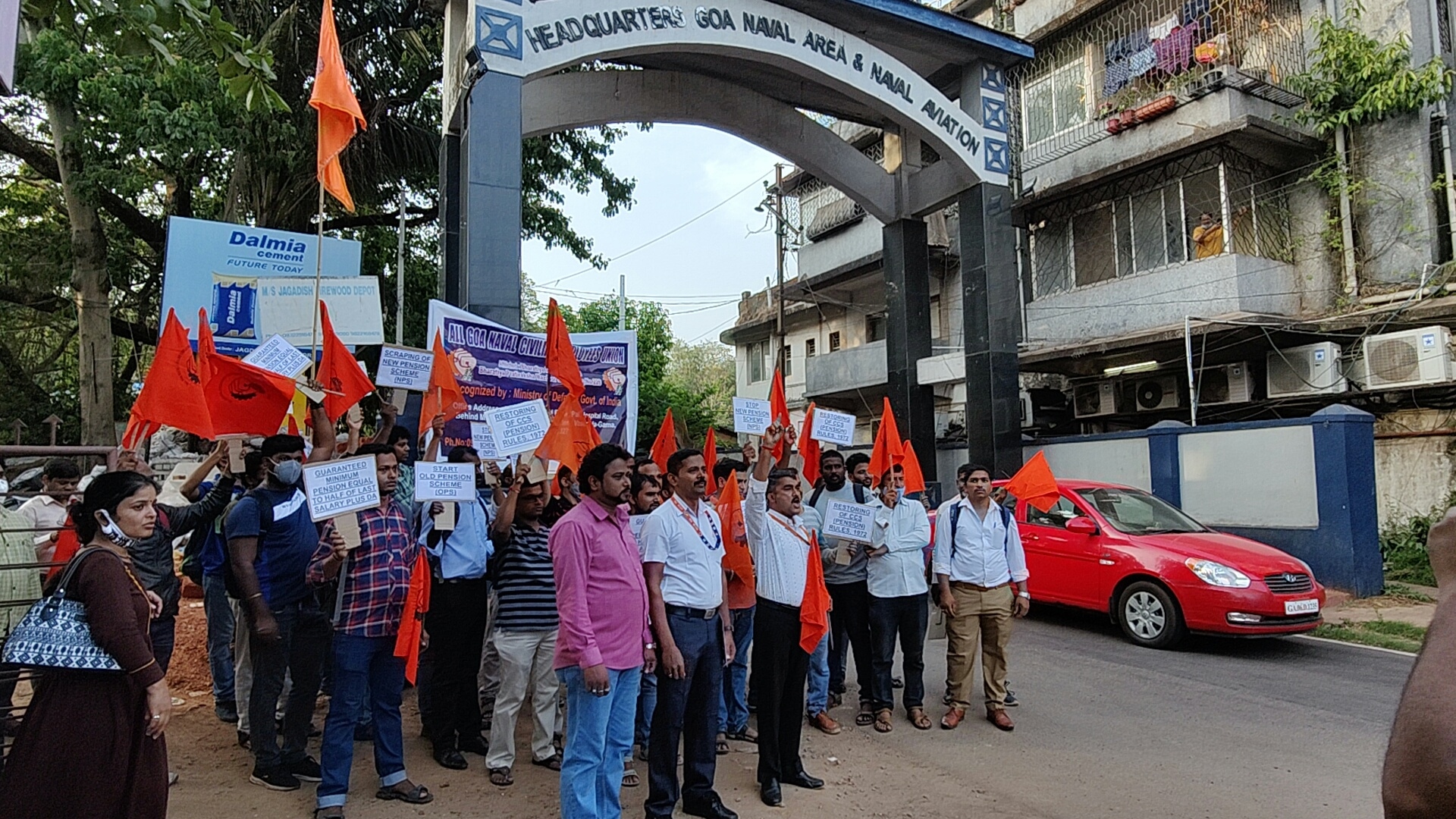 the-goan-everyday-naval-civilian-employees-union-wants-nps-scrapped