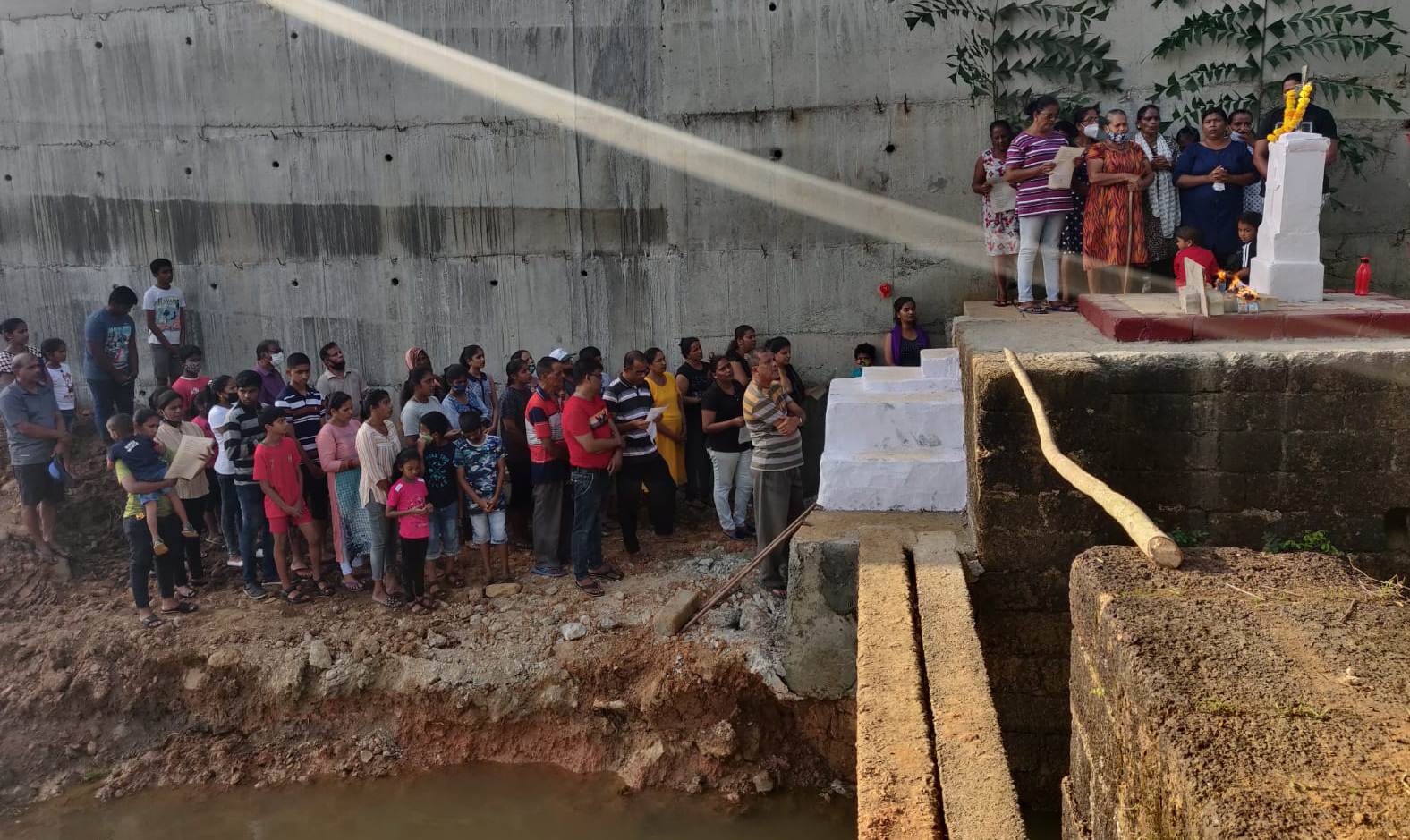 Guirdolim villagers hold litany to thank Almighty for stopping railways from destroying sluice