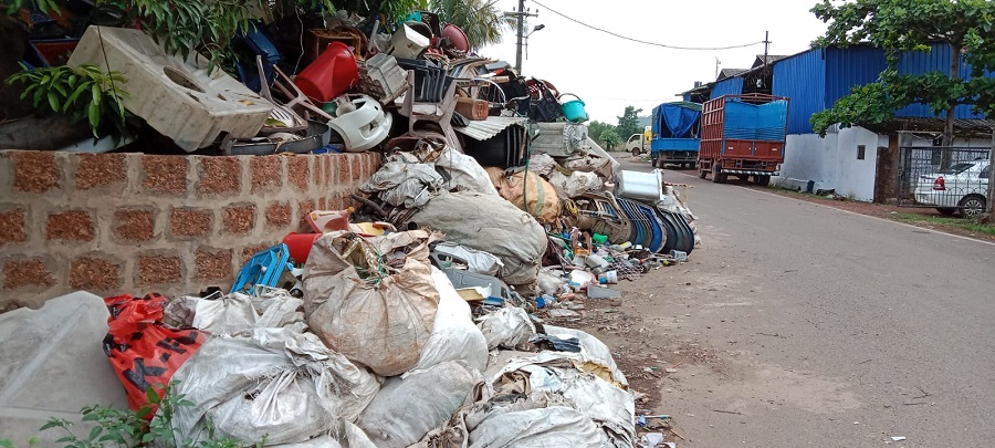 Dengue outbreak alert: Scrapyards come back to haunt Areal village